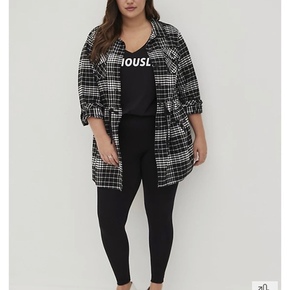 Torrid NWOT plaid shacket - Picture 2 of 5